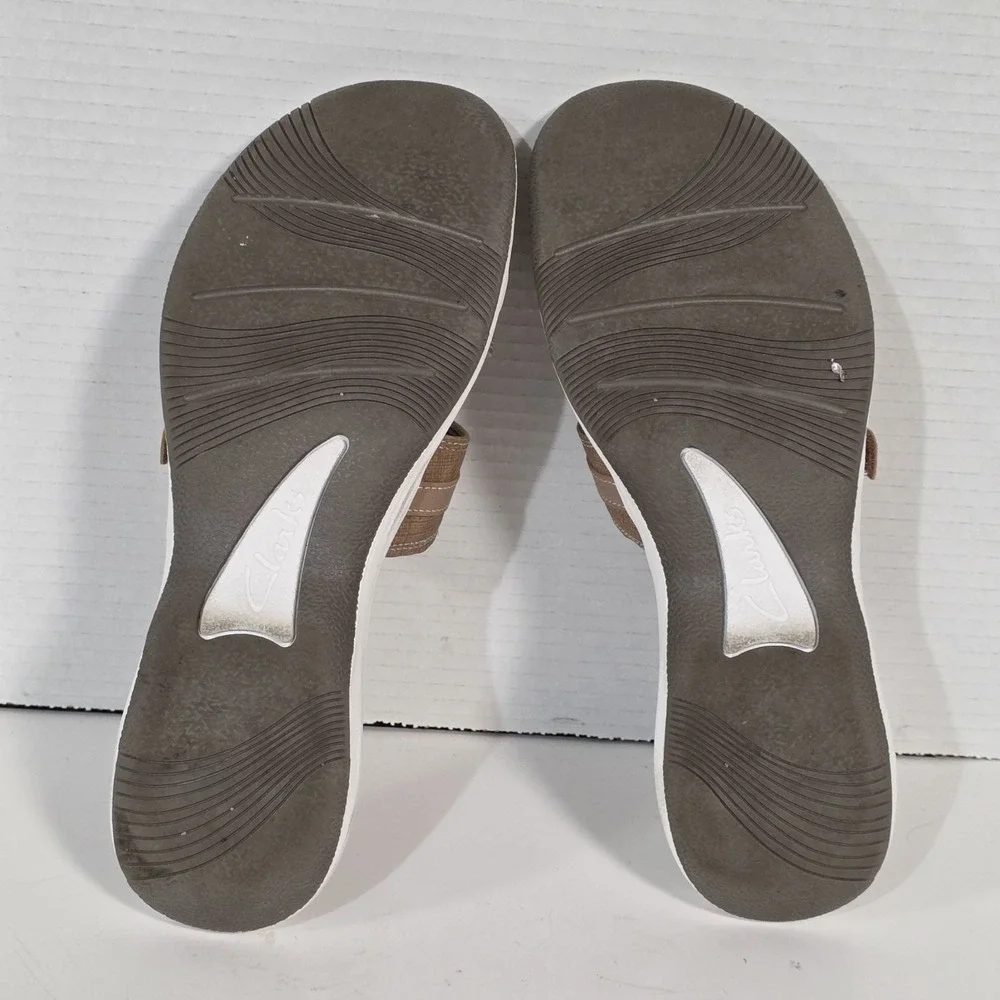 Clarks Breeze Piper Warm Beige Women's 11 Comfort Sandals 26171355